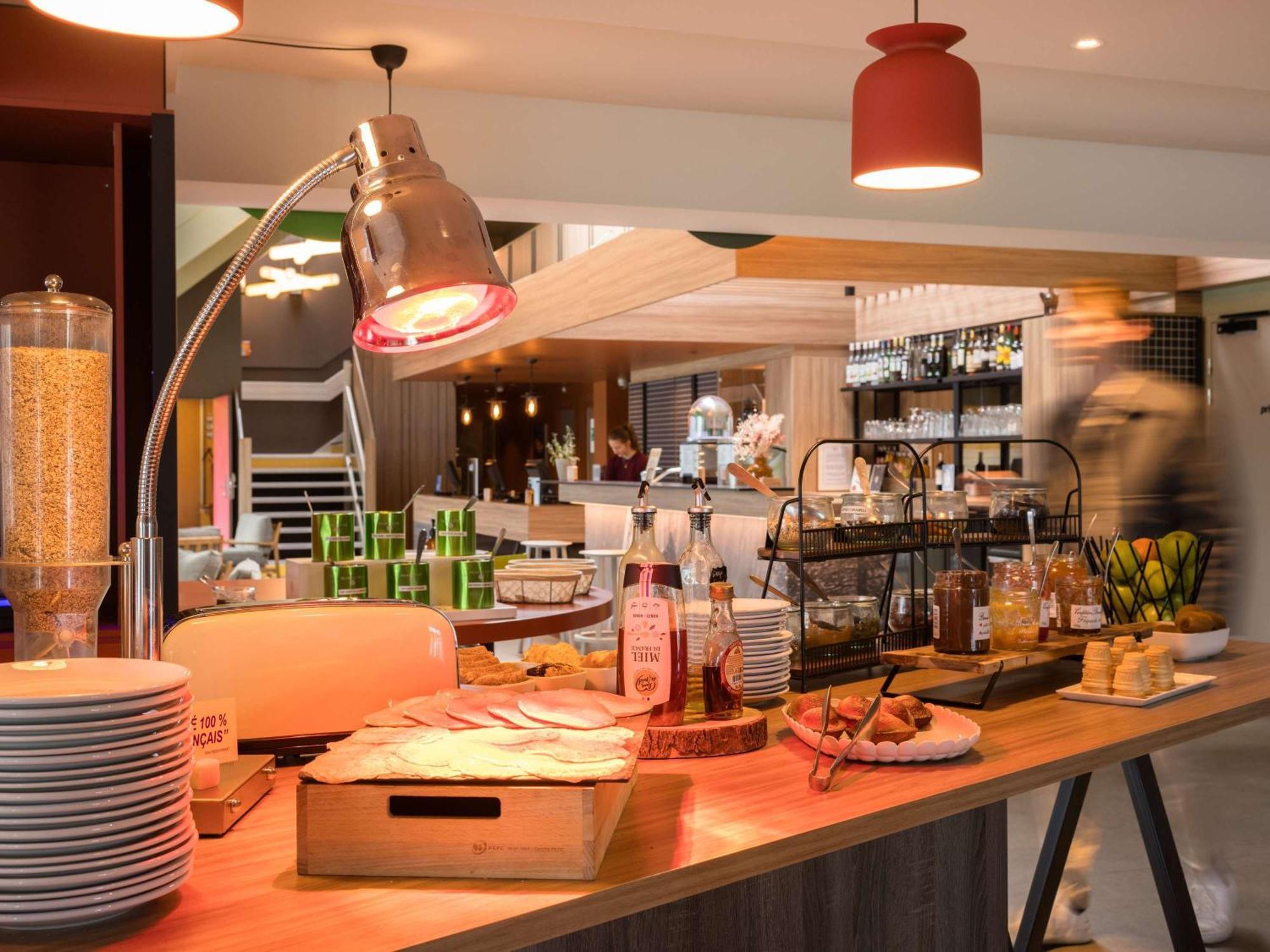 Ibis Budget Rouen Parc Des Expos Zenith Saint-Étienne-du-Rouvray Екстериор снимка
